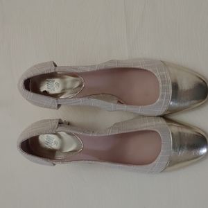 H&M Women's Size 8.5  3 inch Woven Linen Heel NWOB